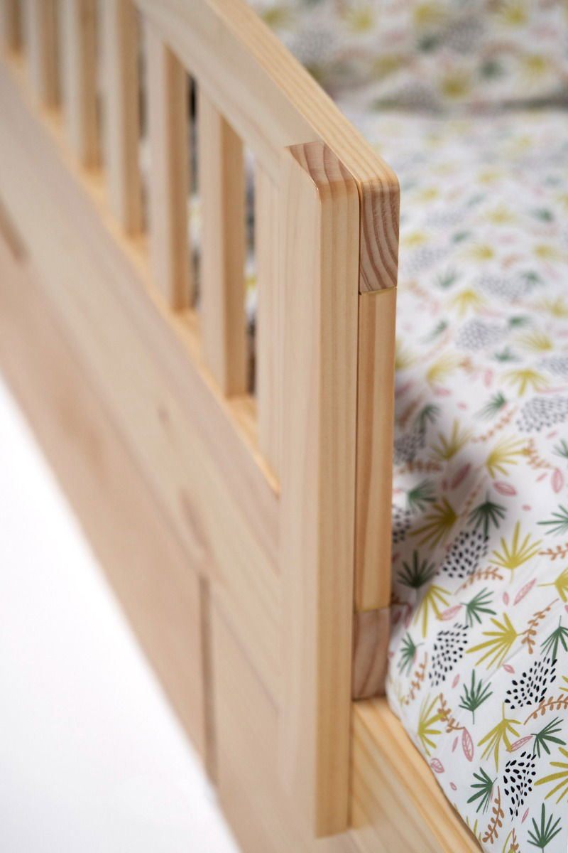 Einzelbett Lilly mit Flachsprossen (90 x 200cm)