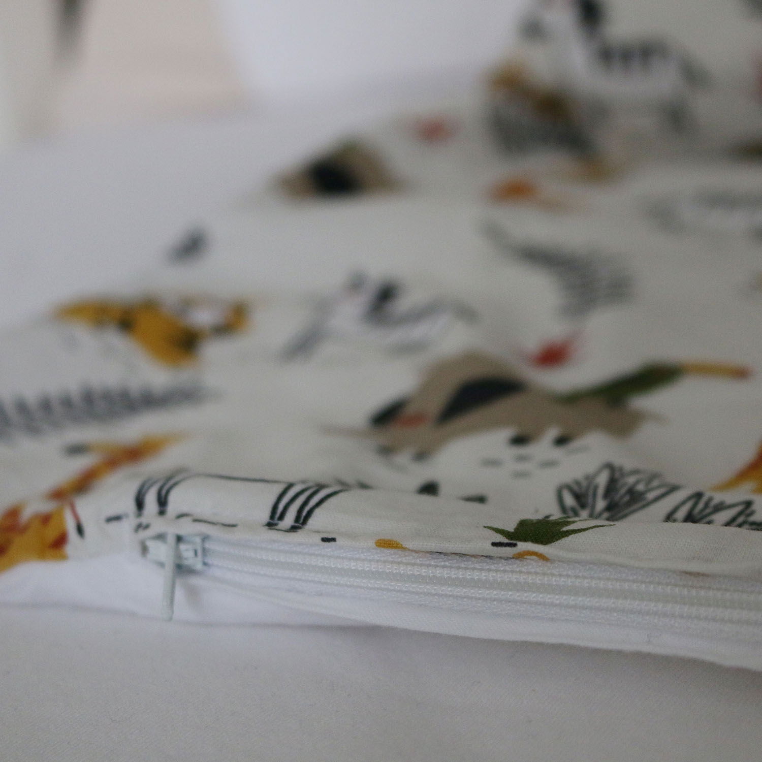 Bettwäsche ohne Decke drin DETAIL Reißverschluss /  Bilderrechte: Hamide_66